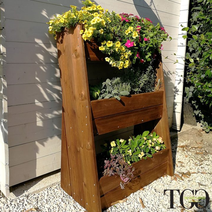 Jardín vertical - Jardinera vertical de madera de tres niveles inclinada MissFlora 67 x 46 x 100 cm