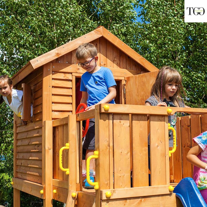 Casa de madera con tobogán Fungoo MyHOUSE MOVE Juego de jardín de madera