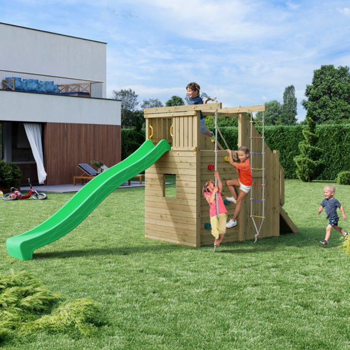 Parque infantil de madera Fungoo Ramphouse – Torre con rampa de escalada, tobogán y espacio refugio