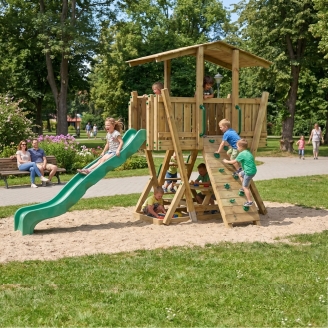 Parque Infantil FunForte 4 de Madera para Uso Público con Tobogán HDPE, Muro de Escalada y Mesa de Pícnic