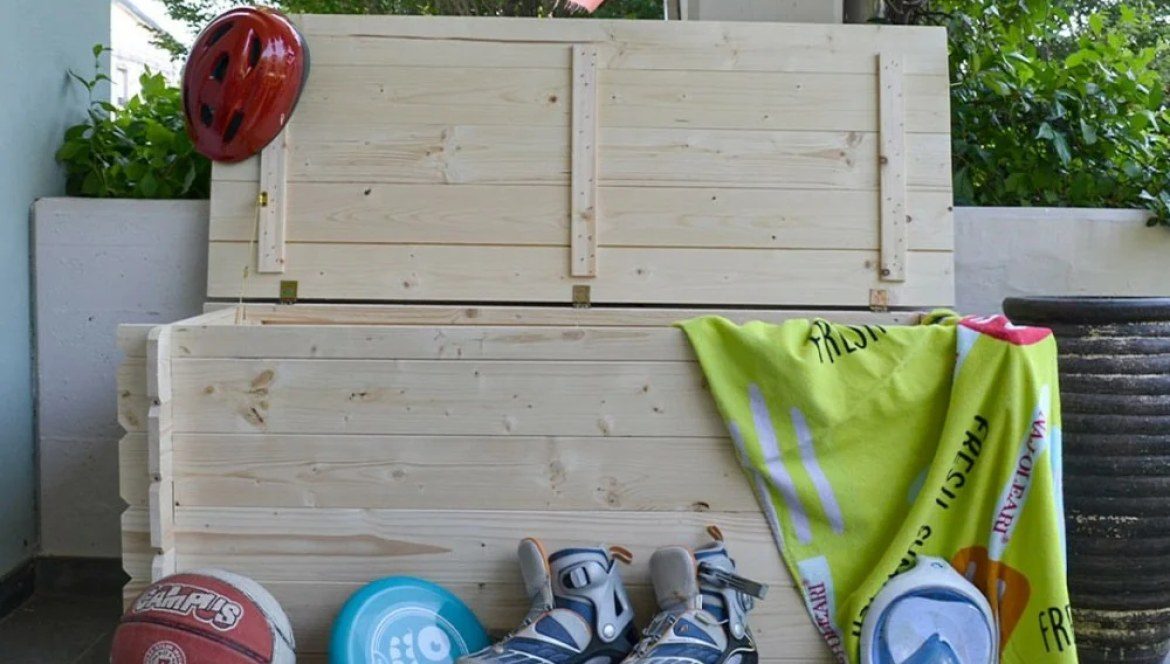 Baúl y Arcón de Madera para Exterior: Dónde Guardar Cojines